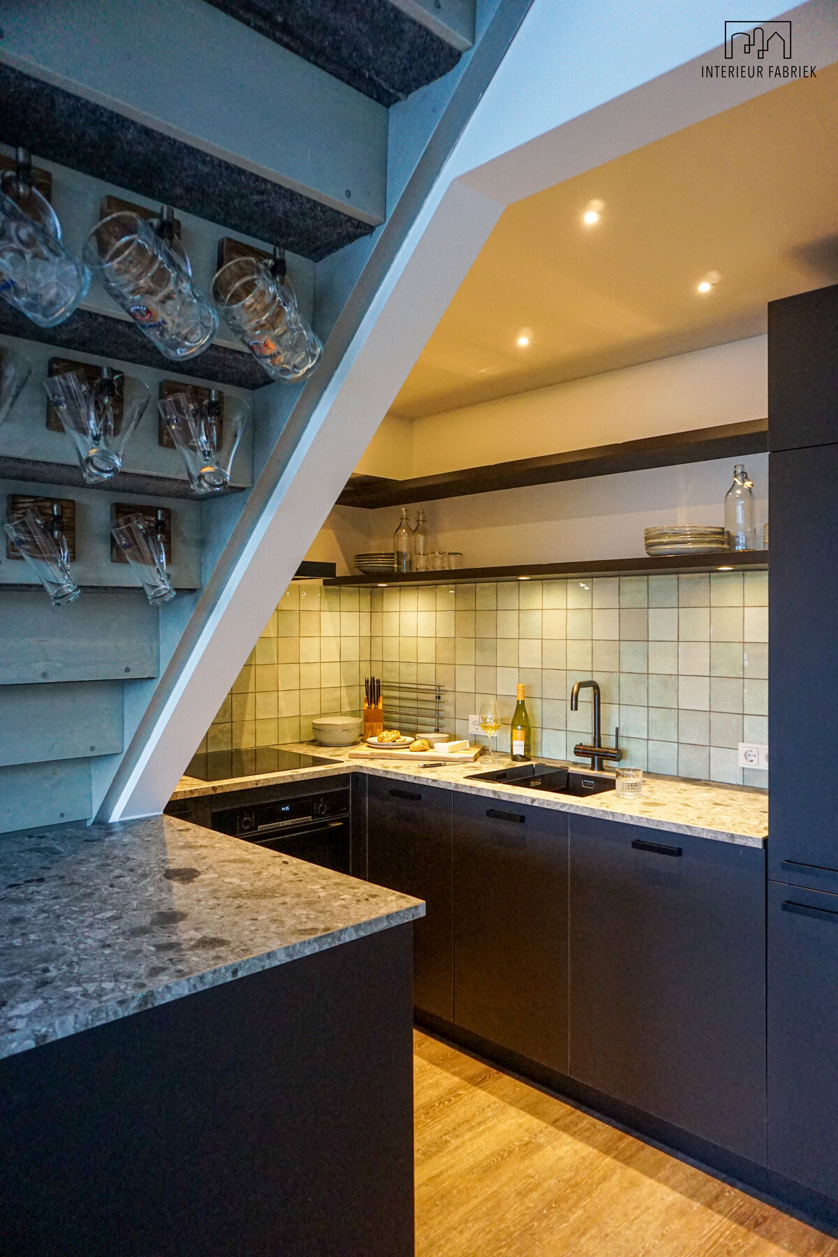 Interieurdesign Woerden, Interieurontwerpstudio Woerden, Interieurontwerper Woerden, Interior design Woerden, Interieurstudio Woerden, Interieur ontwerpen Woerden, Interieur ontwerp Woerden, Interieurinrichting Woerden, Interieurstylist Woerden, Interieurontwerp Woerden, Interieuradvies Woerden, Keukenontwerp Woerden, Keuken Woerden, Keukeneiland Woerden, Zwarte keuken Woerden, Wijnklimaatkast Woerden, Badkamerontwerp Woerden, Badkamer Woerden, Meubilair Woerden, Toilet Woerden, Toiletontwerp Woerden, Vakantiehuisontwerp Woerden, Vakantiehuis Woerden, Inloopdouche Woerden, Regendouche Woerden, Betonlooktegel Woerden, Slaapkamerontwerp Woerden, Slaapkamer Woerden, Ronde Spiegel Woerden,