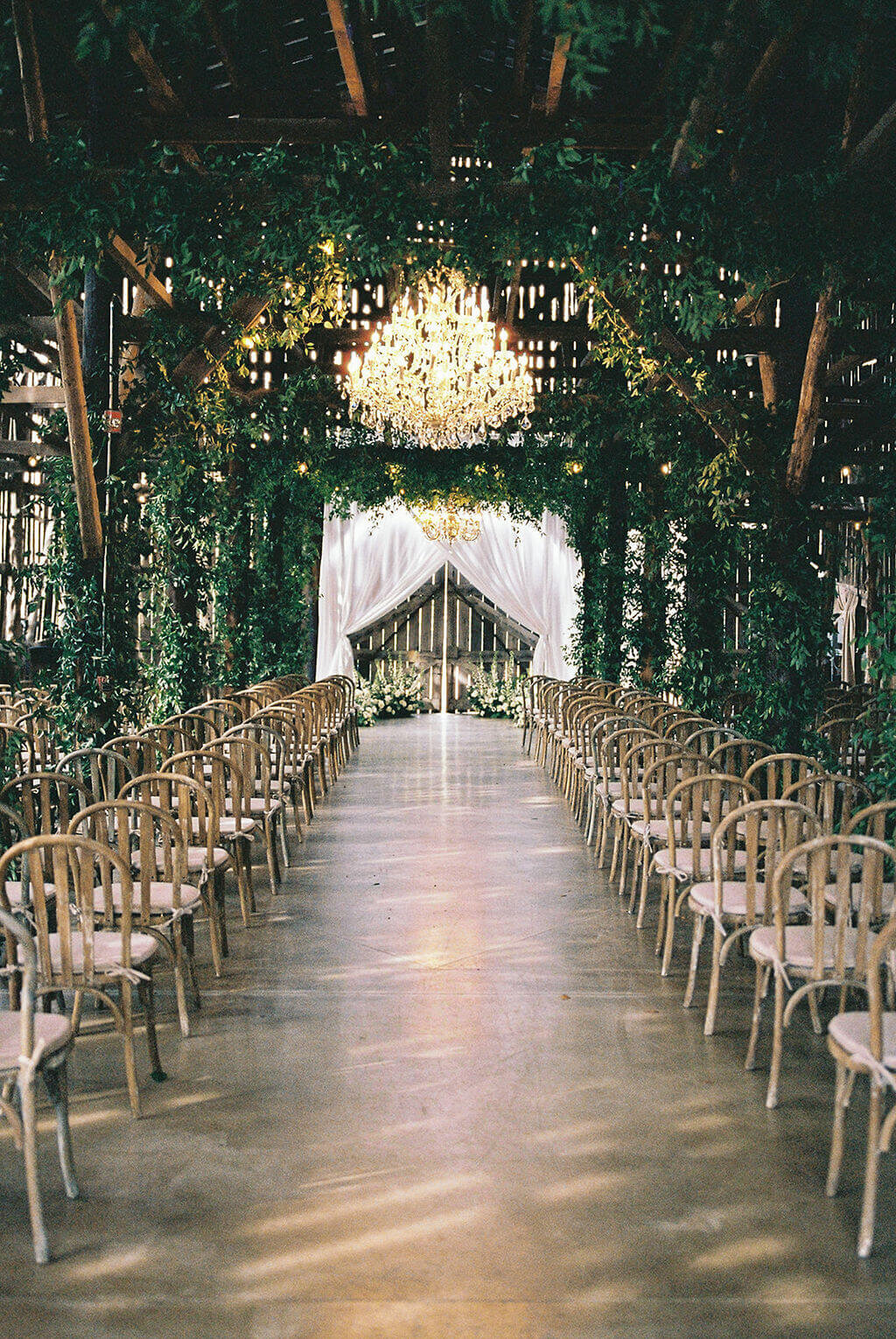 11.elegant-barn-wedding-greenery-gold-modern-vintage-events-southall-meadows