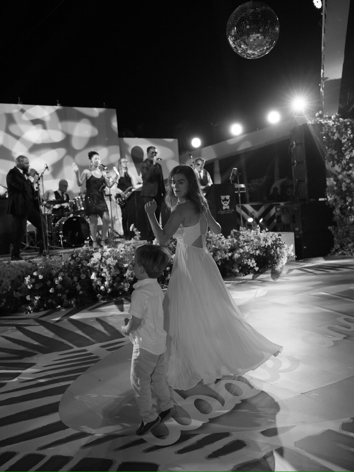 2 - Abbie and Katie - Married - Ash Baumgartner - Previews-108