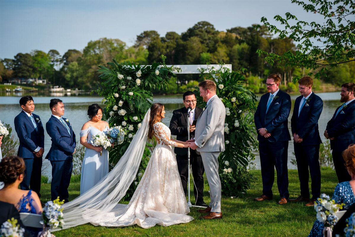 F230-Wedding-Ceremony-Talbot-Country-Club-Easton-MD-Photography-by-Bee-Two-Sweet