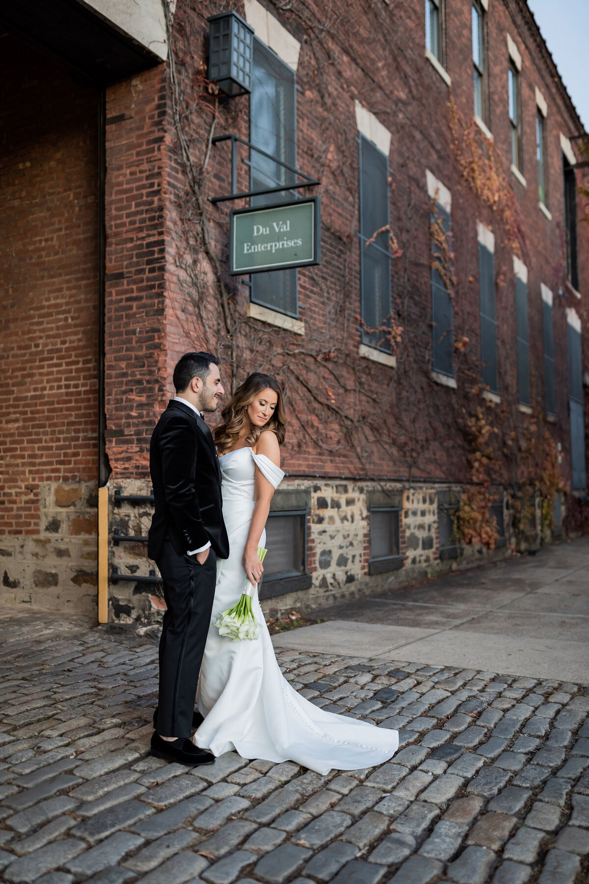 emma-cleary-new-york-nyc-wedding-photographer-videographer-slideshow-asya-3
