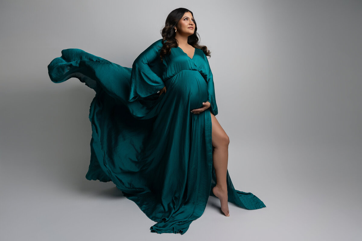 Maryse's Maternity Photos-January 2025-Sabrina Baxter Photography-Houston Photographer-6-E