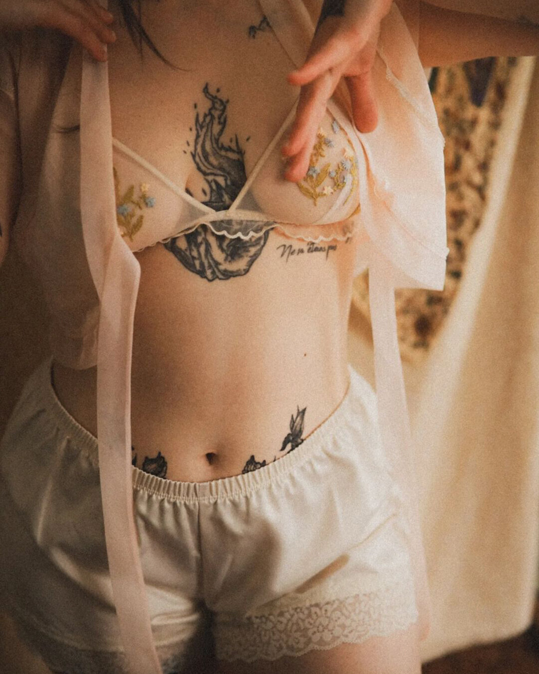 Portrait-femme-tatouage