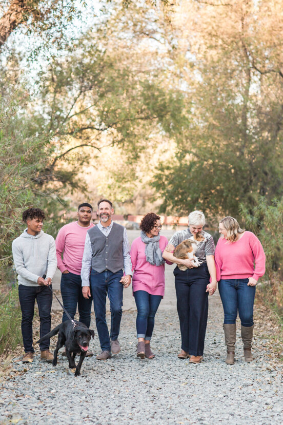large-family-walking-on-trail-mission-trails-san-diego