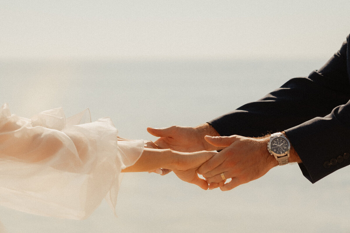 michigan hawaii elopement photographer