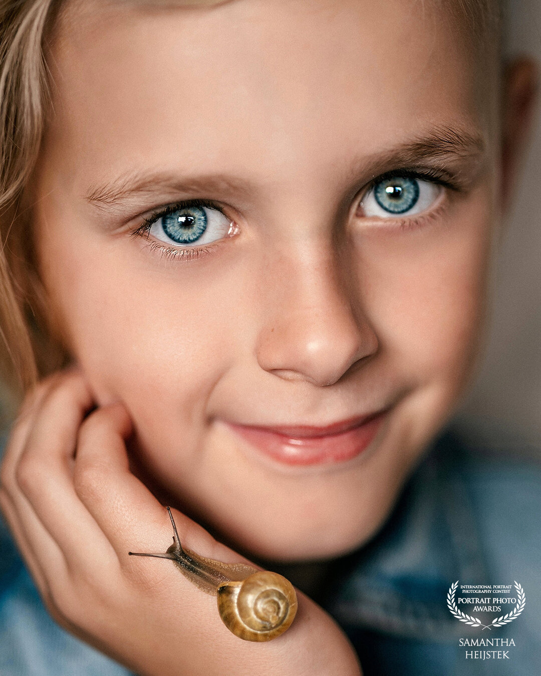 custom_logo_SAMANTHA_HEIJSTEK-netherlands-K59M6G-113collection-portraitphotoawards