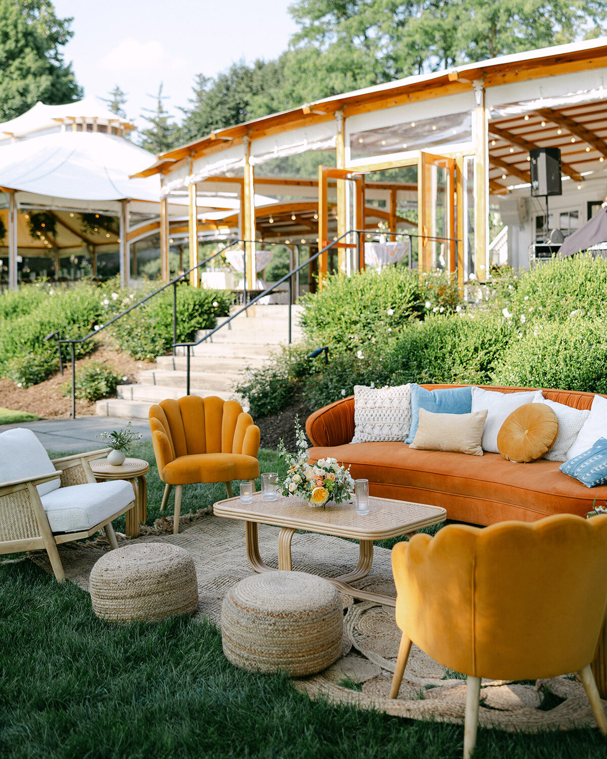 Verve-Event-Co-Juliana-Cole-Photography-Inns-of-Aurora-Destination-Wedding-Planner-East-Coast-Wedding-Planner-Cocktail-Hour (7)