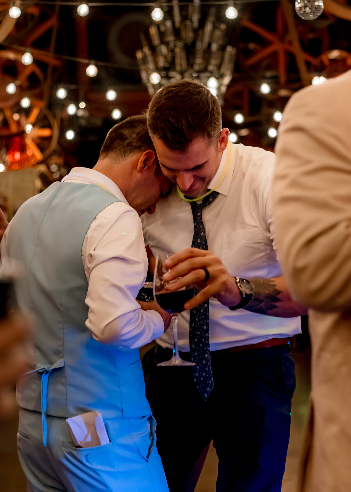 Columbia-Gorge-Wedding-Photographer.jpg