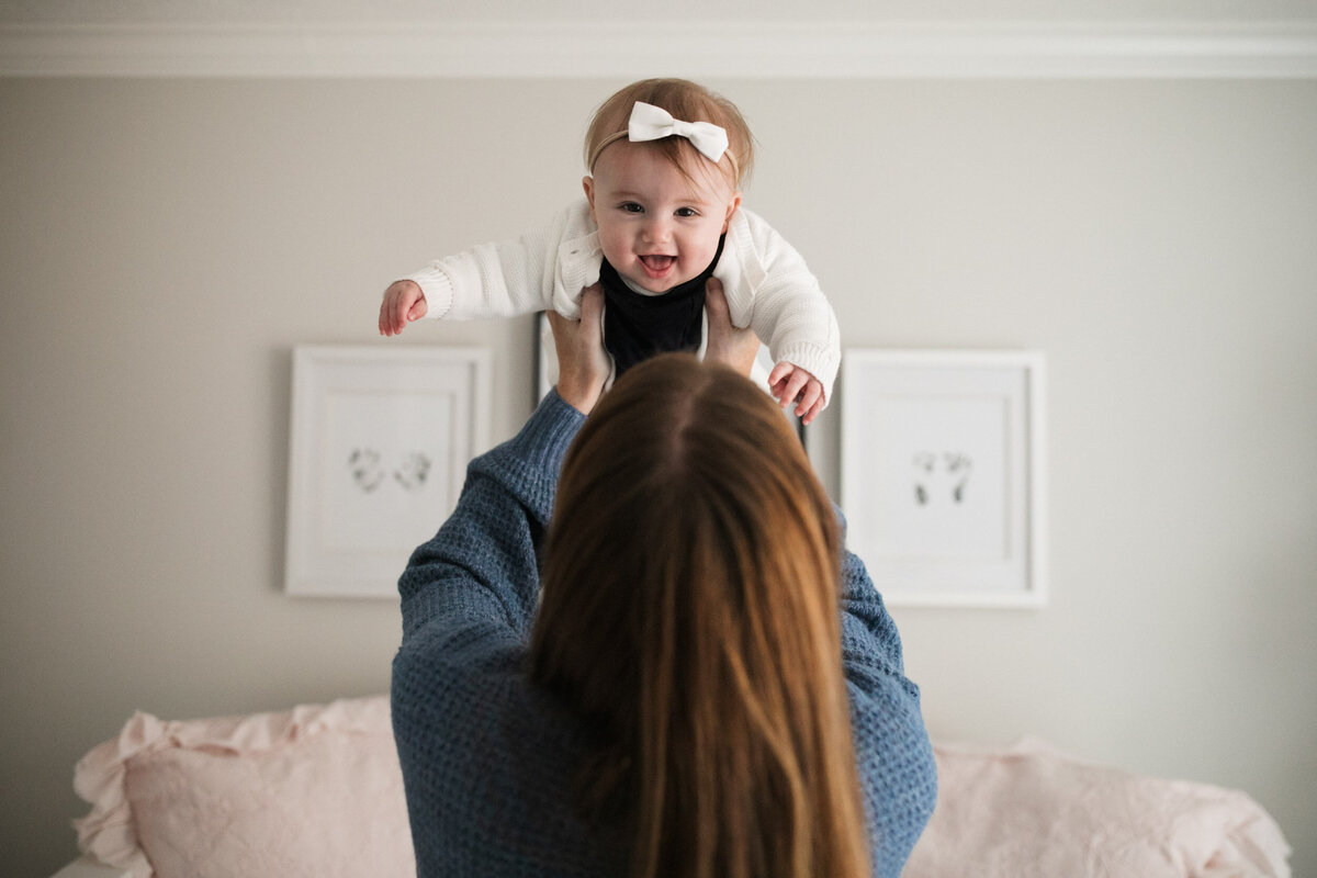 candid-natural-boston-newborn-family-photographer-zev-fisher-058