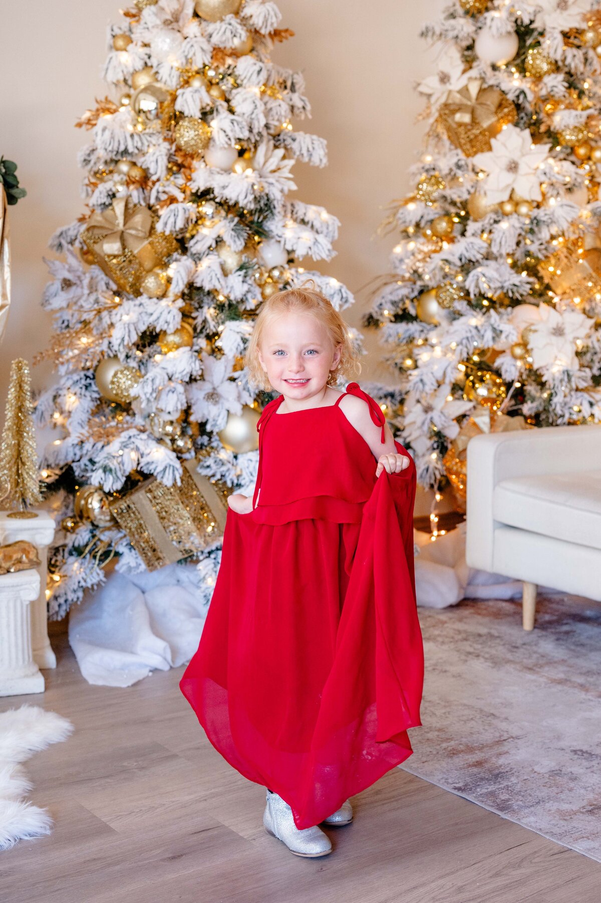 Colorado-Springs-CO-Kindle-Studio-Christmas-Mini-Session-Magnolia-and-Grace-Photography-Co-StacyC-# (1)-18