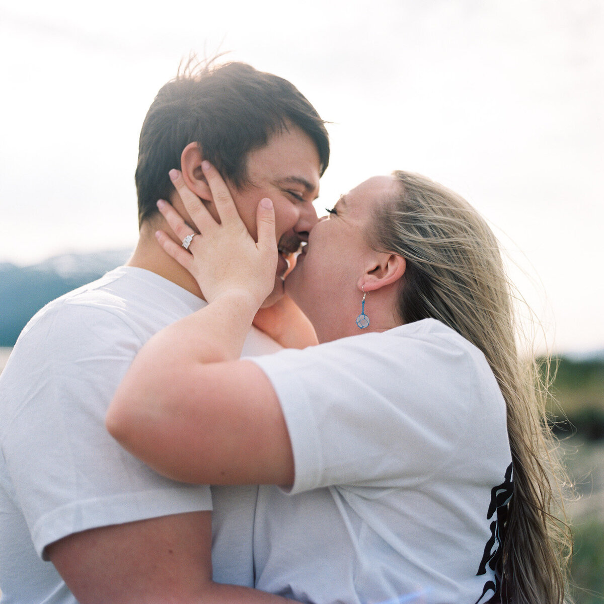 Turnagain-Arm-Alaska-Engagement-Photography-1315