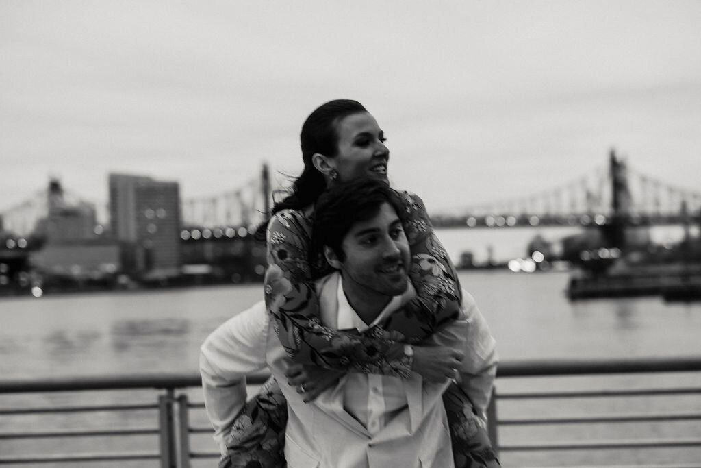 long island city Engagement session 9733