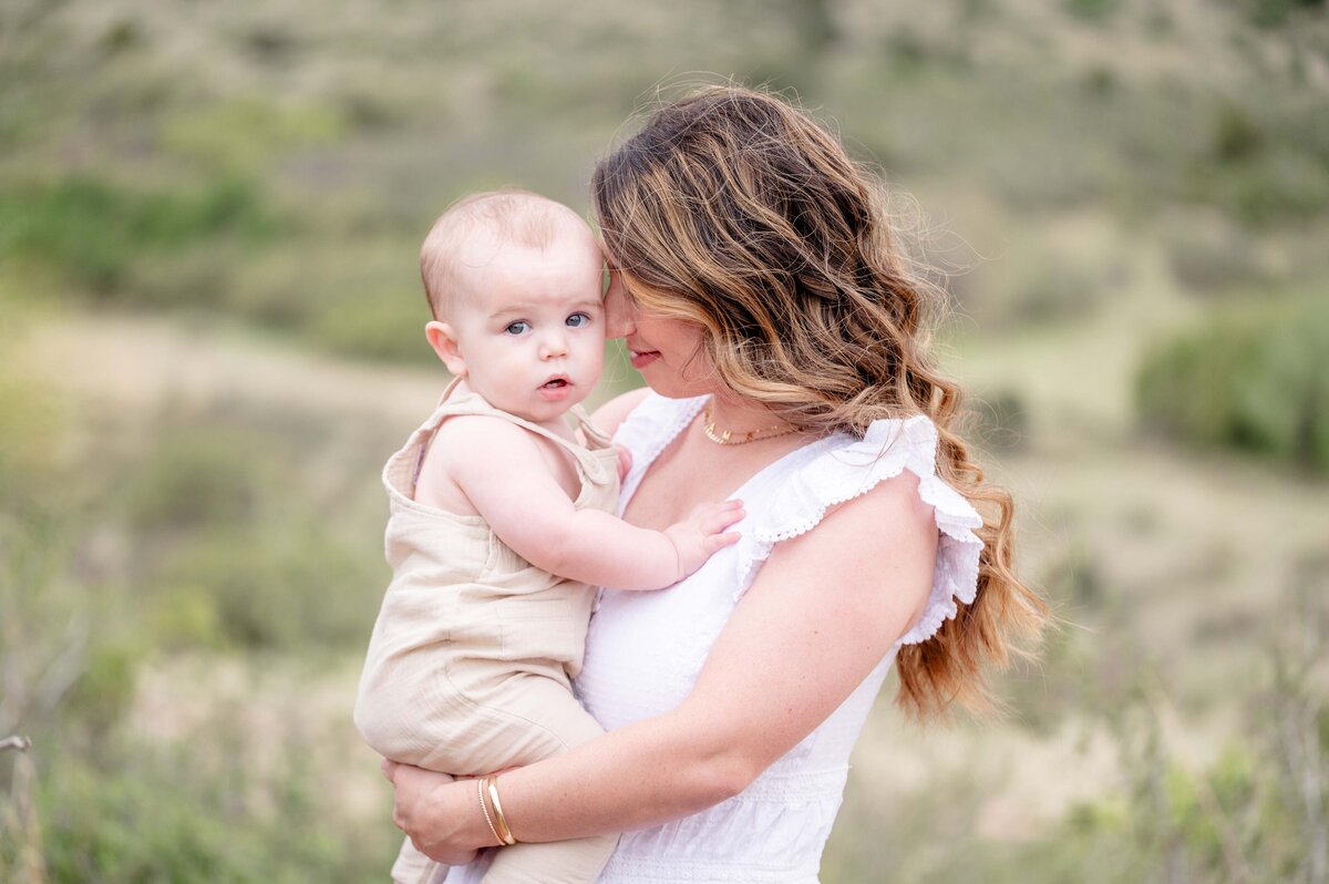 CO-Colorado-Springs-Spring-Mini-Session-Garden-of-the-gods-Magnolia-and-Grace-Photography-Co-HaleyM# (1)-3