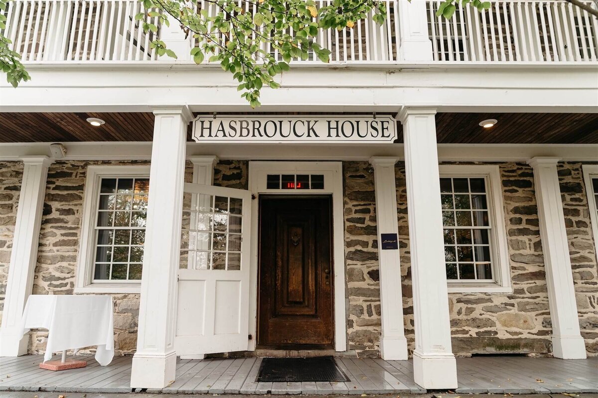 Hasbrouck-House-Stone-Ridge-NY-Pearl-Weddings 29