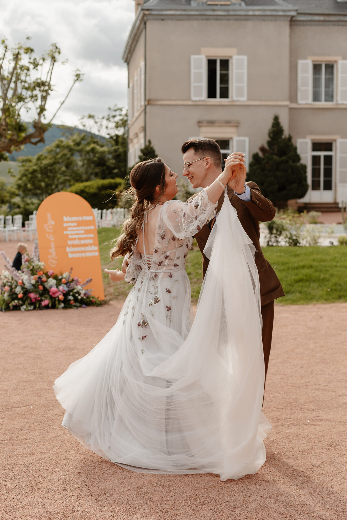 Aryna-et-Nathan-cocktail-mariage-dance