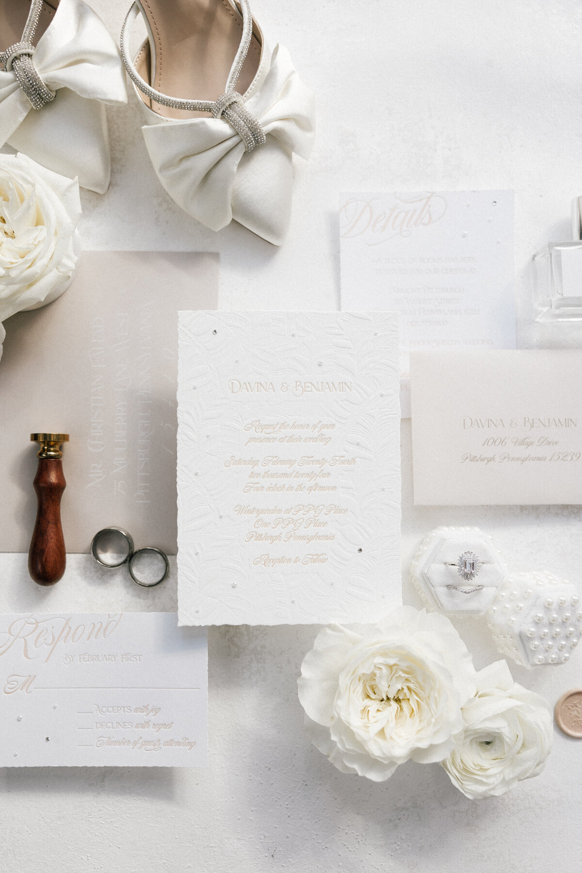 Monochromatic-Luxury-Wedding-Photography-Wintergarden-Pittsburgh-7507