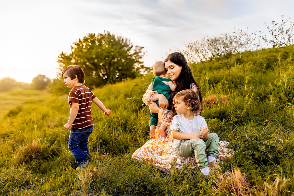 Motherhood Session in McKinney | Burleson, Texas Family and Newborn Photographer