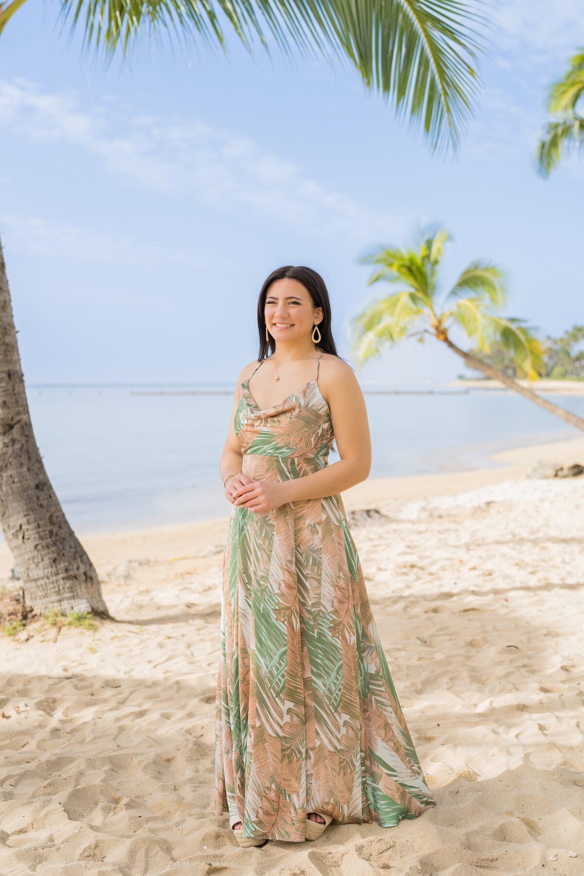 Natural light Oahu senior portrait