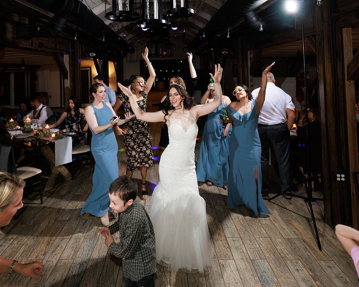 Windmill Winery Lake House Wedding (63)