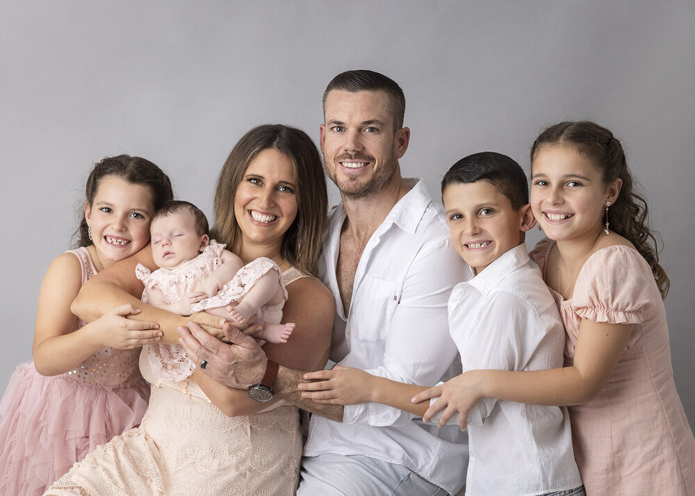 FAMILY_NEWBORNBABYFAMILYSIBLINGS