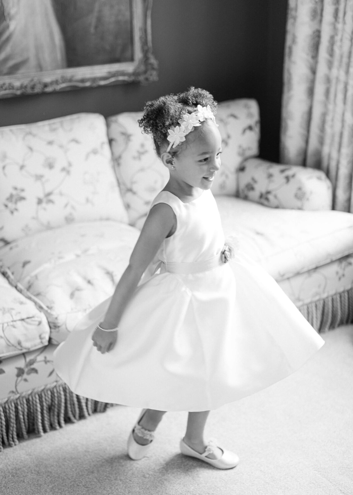 chloe-winstanley-weddings-flower-girl-dress-black-white