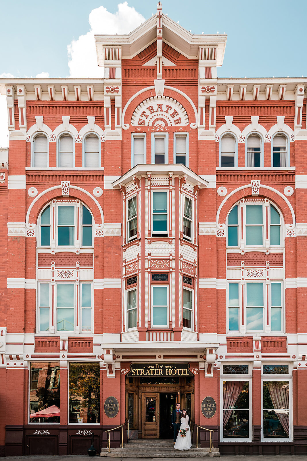 riverbend-ranch-durango-strater-hotel-weddingbw038_websize
