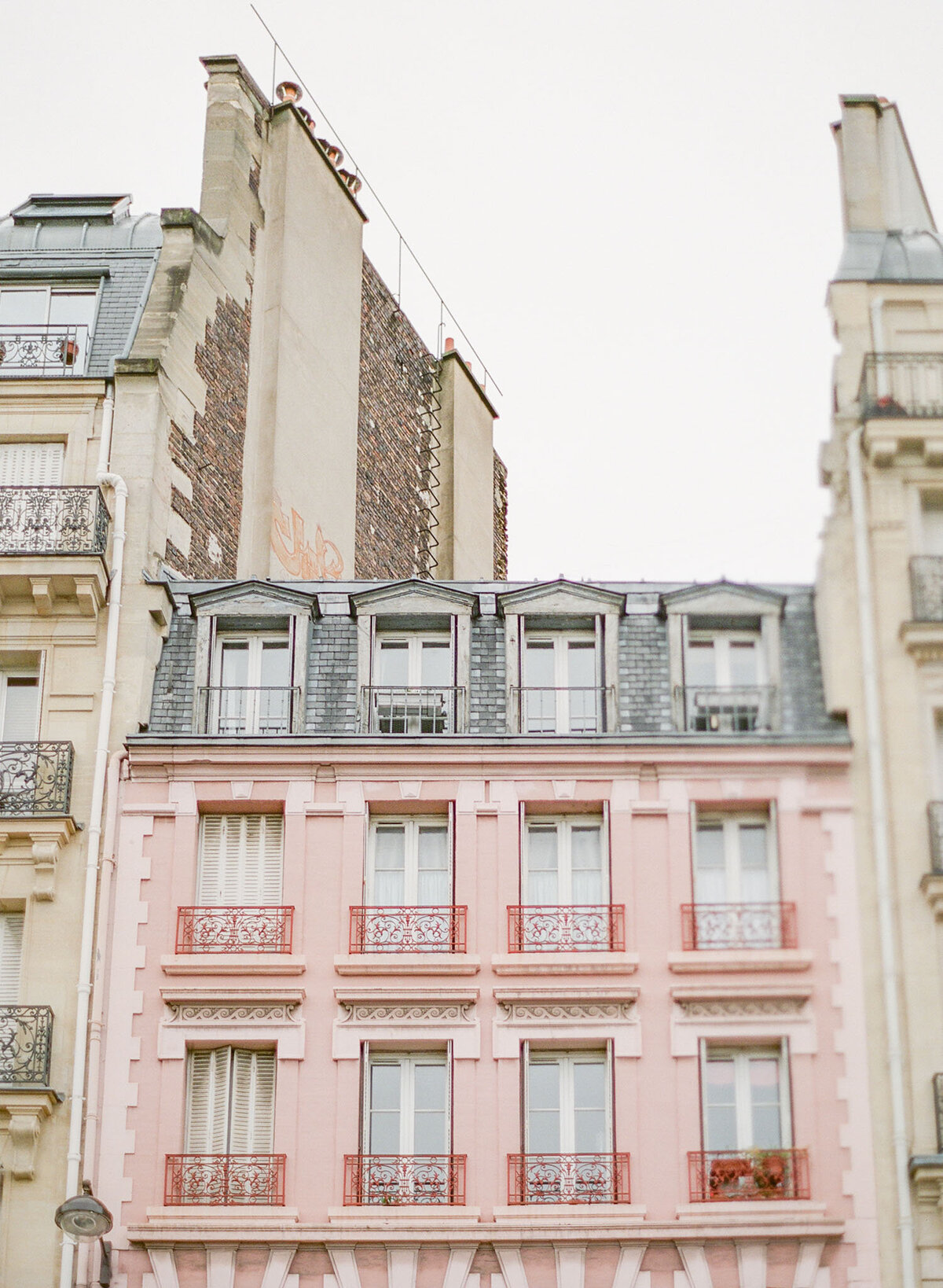 Ritz-Paris-Wedding-Photographer-France-Film-Photographer-Luxury-Photos-Molly-Carr-Photography-18