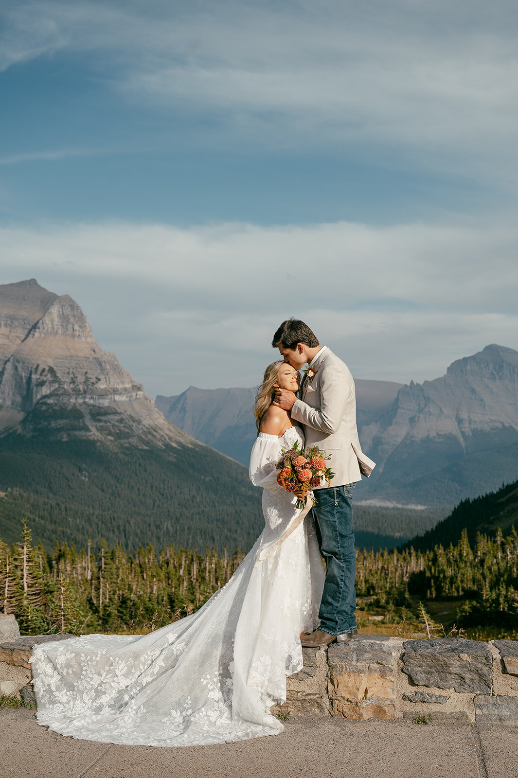 presley-gray-photo-glacier-national-park-elopement-7026