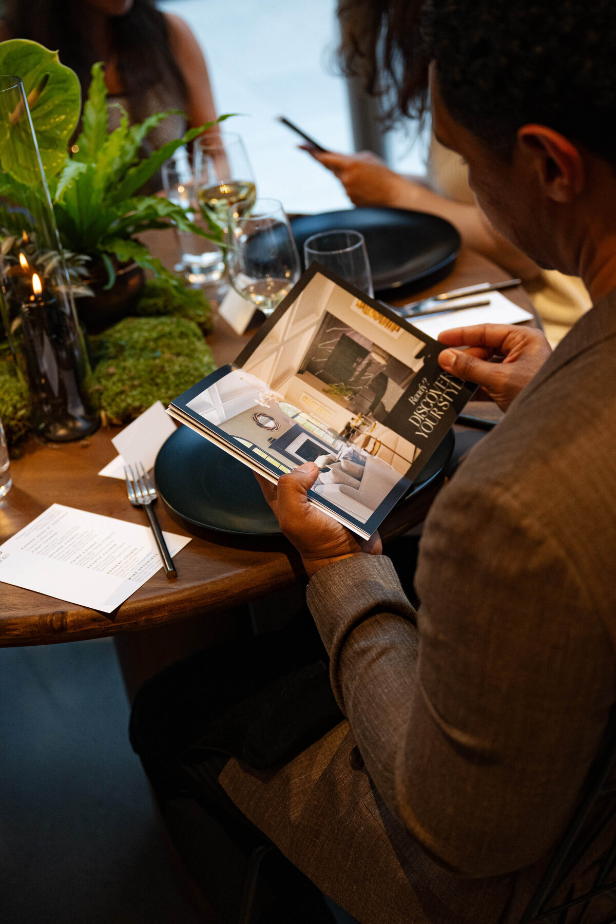 Magnolia-Bluebird-Ghost-Host-Chris-Bryan-Photography-Interior-Design-Event114