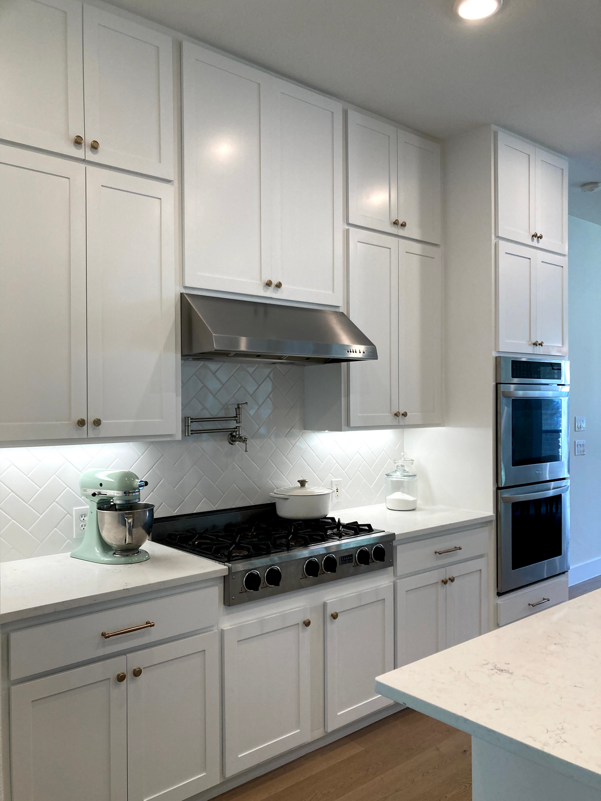 dusti j design gray cabinets