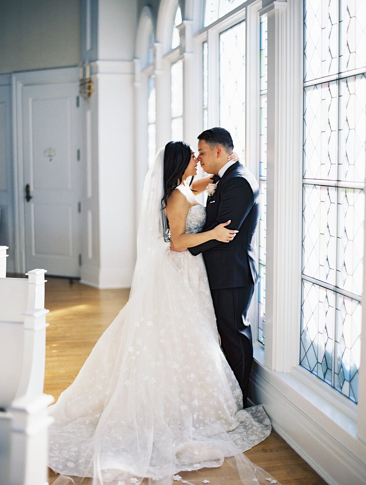Guisuraga-FILM-Disney.Epcot.Italy.Wedding-Casie Marie Photography-79