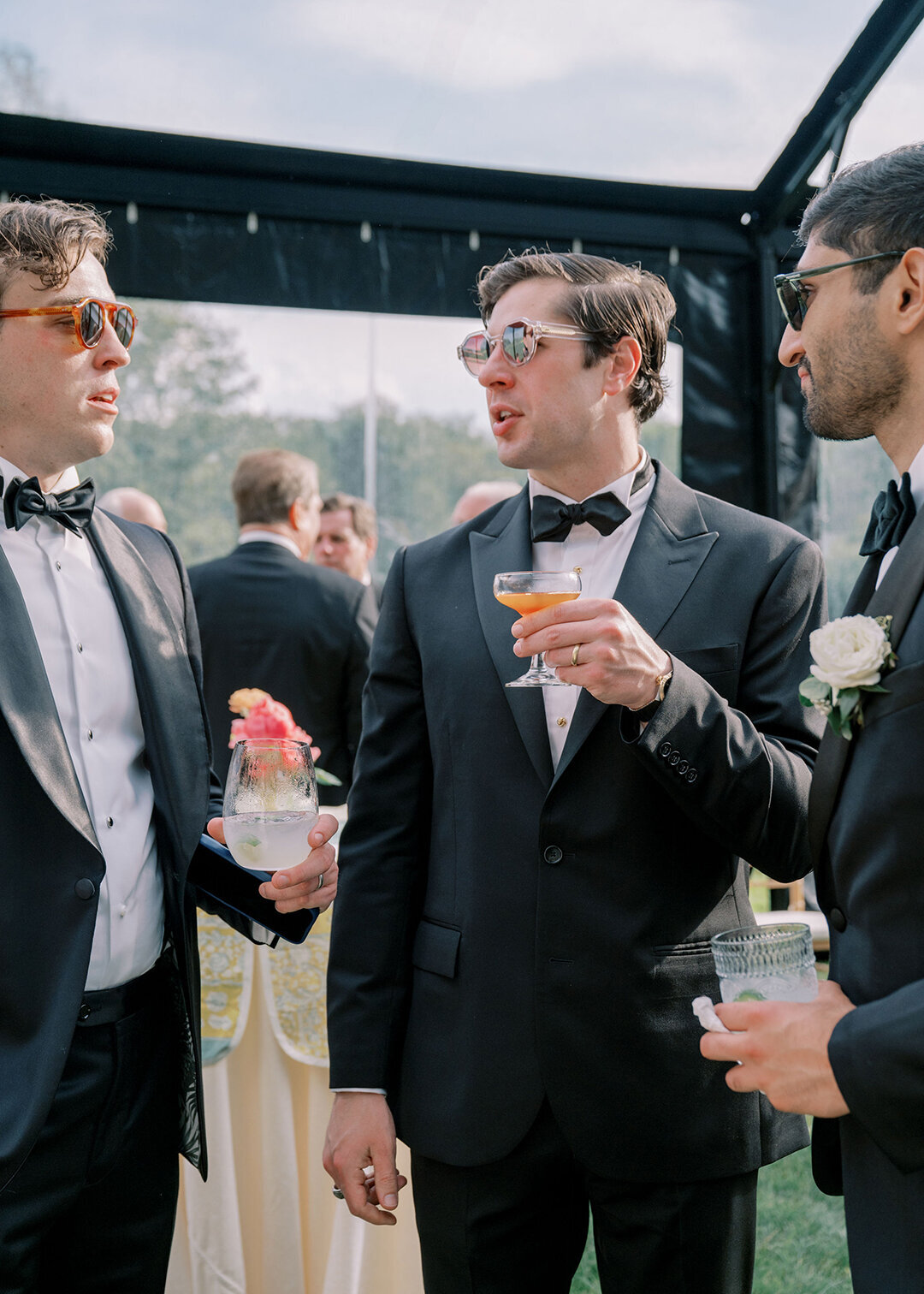 KathleenRob5-3-25GlenstoneGardenVA-VickiGraftonPhotography-801