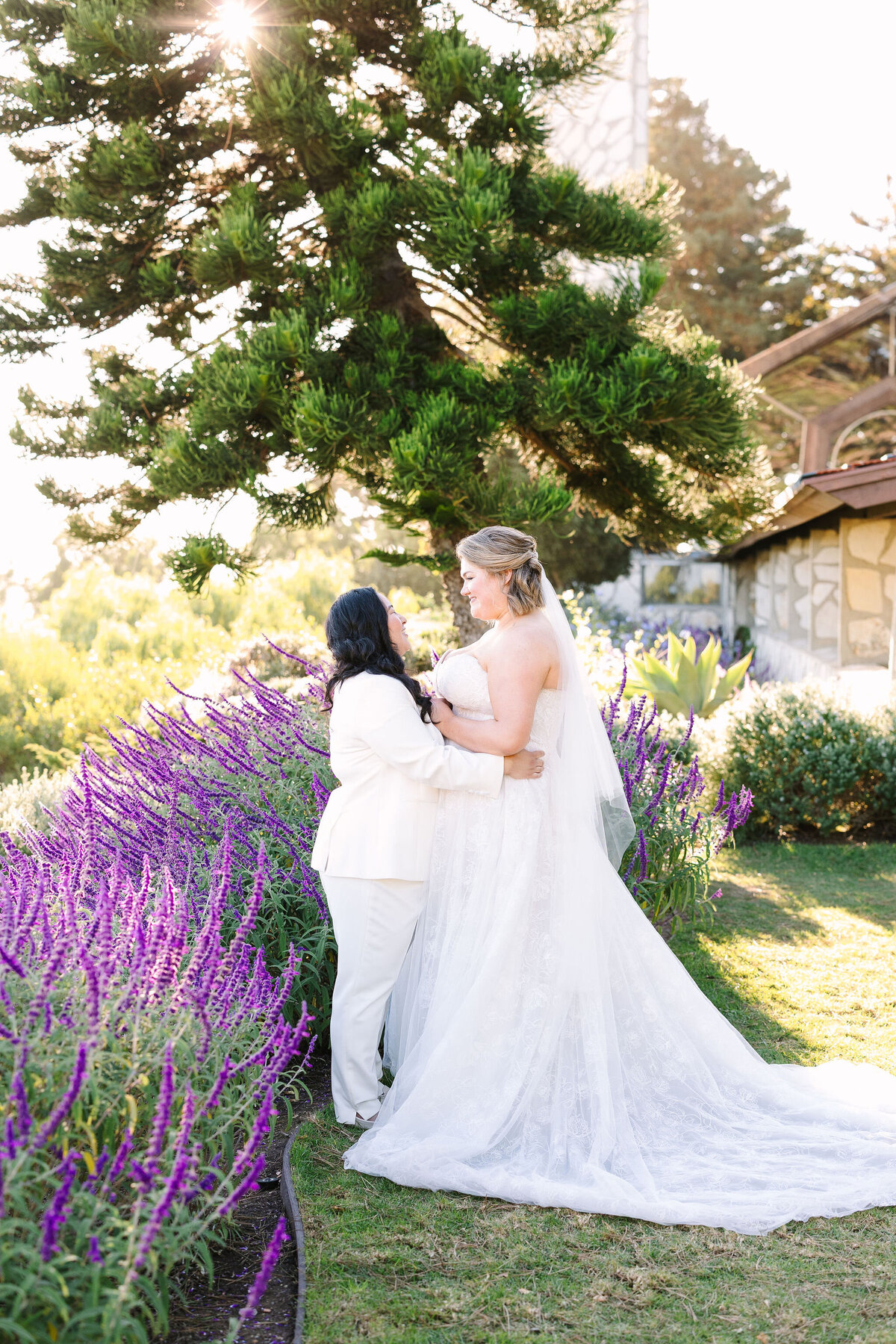 10212023Ellen&Jackie1438