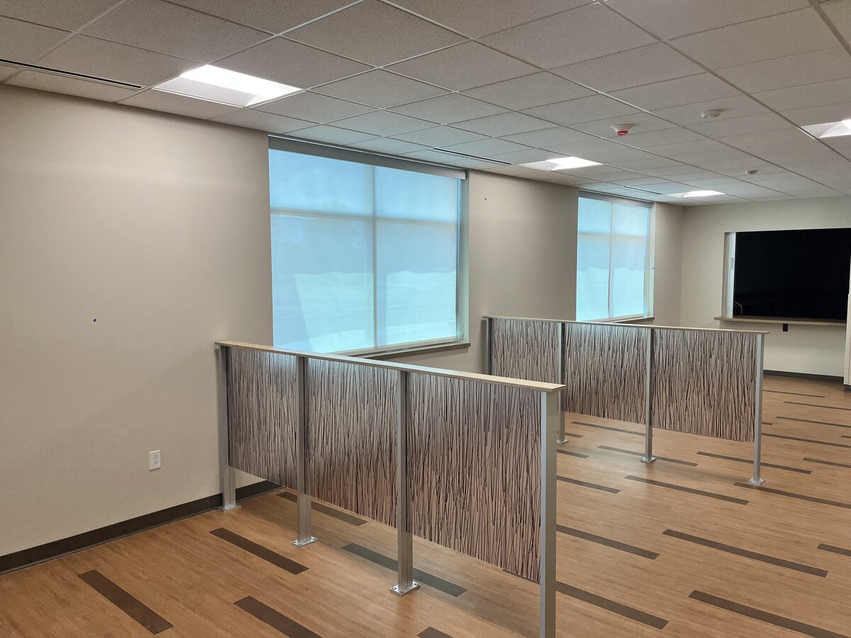 Custom commercial screens