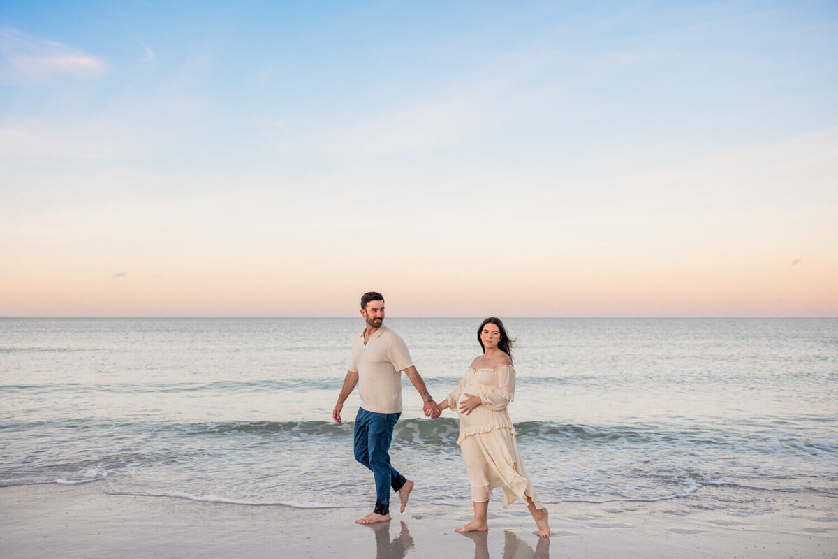 engagement shoot on Pass-a-grille beach