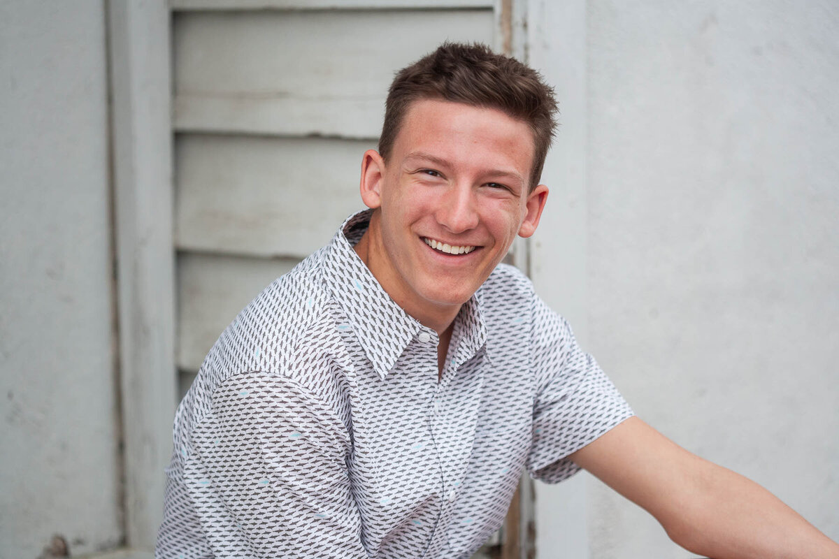 Best-Newton-Senior-Photographer-3