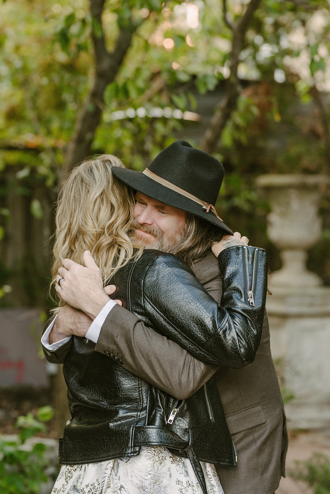 toronto-city-elopement-darling-mansion-wedding-photogrphy-intimate-modern-stylish-2528