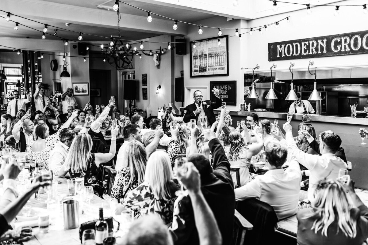 Natural Wedding Photographer Kent_CL elliharry - The lorship pub-london wedding-129-1