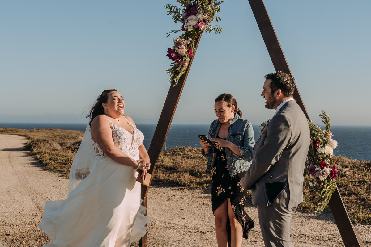 Joyce Li Photography Destination Wedding Elopement Engagement Lifestyle Portrait Photographer West Coast Seattle Washington California santacruzintimatewedding-22