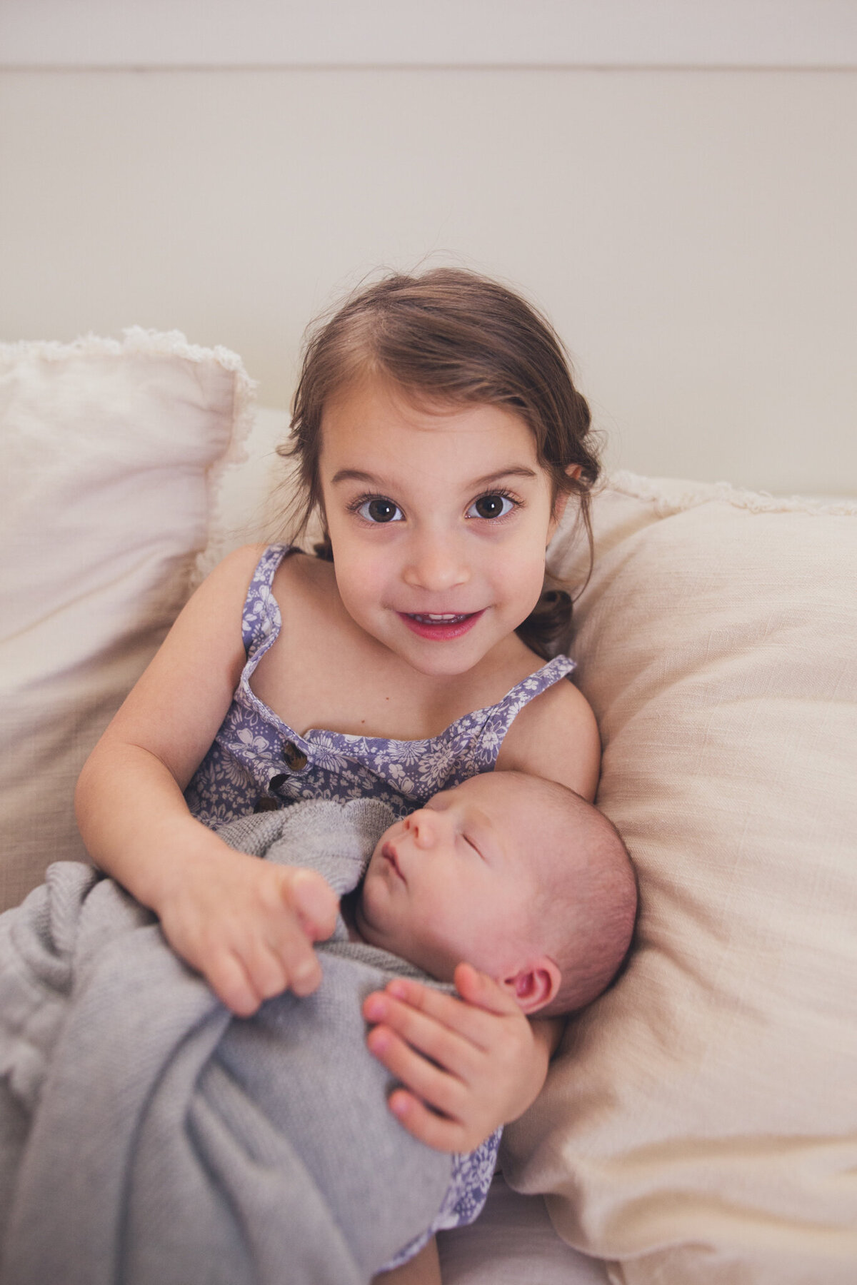 Lindsay-wilson-photography-in-home-newborn-29