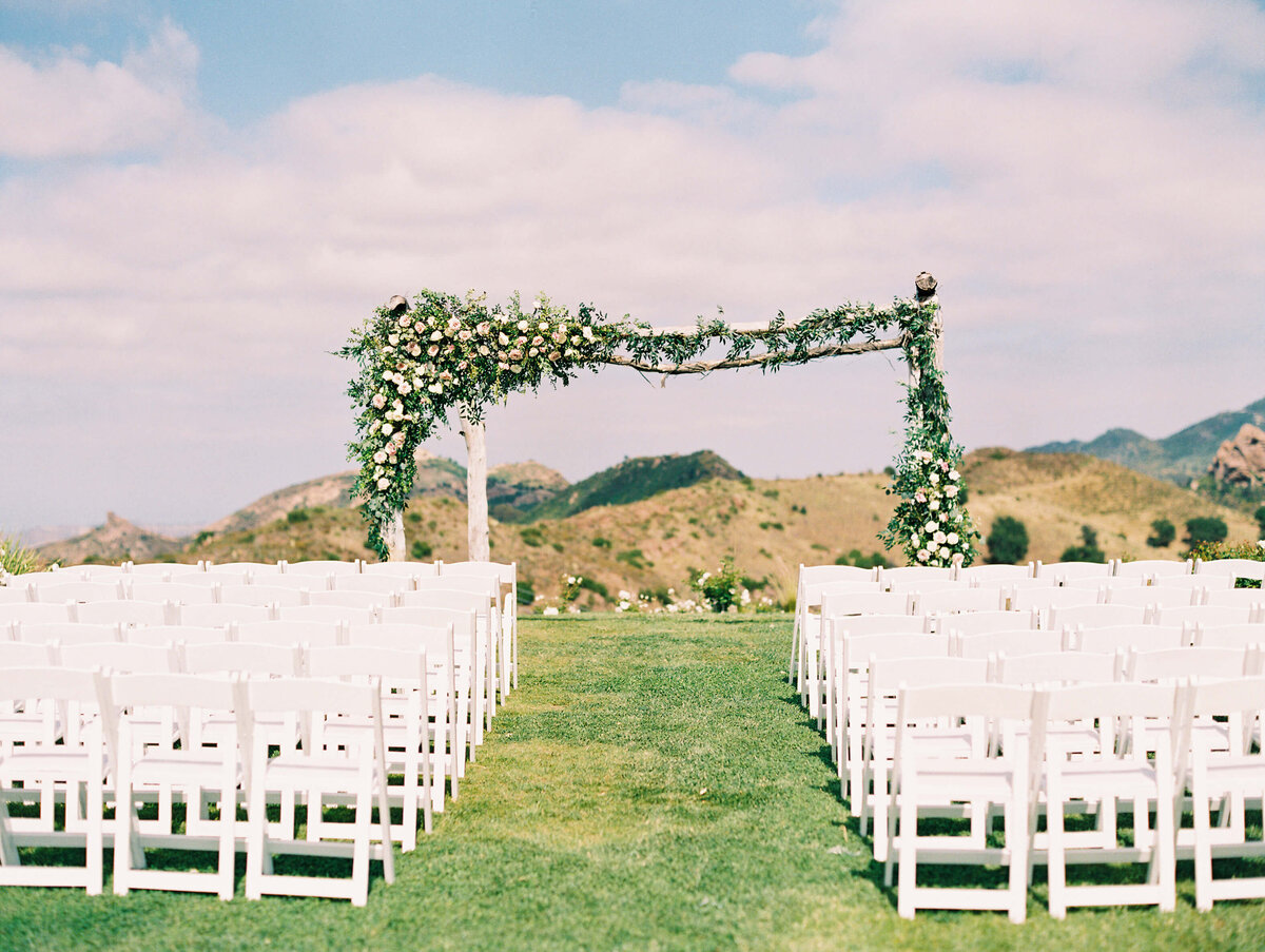 Lisa-Leanne-Photography_Saddlerock-Ranch-Wedding_Malibu-Wedding_Southern-California-Wedding-Photographer_31