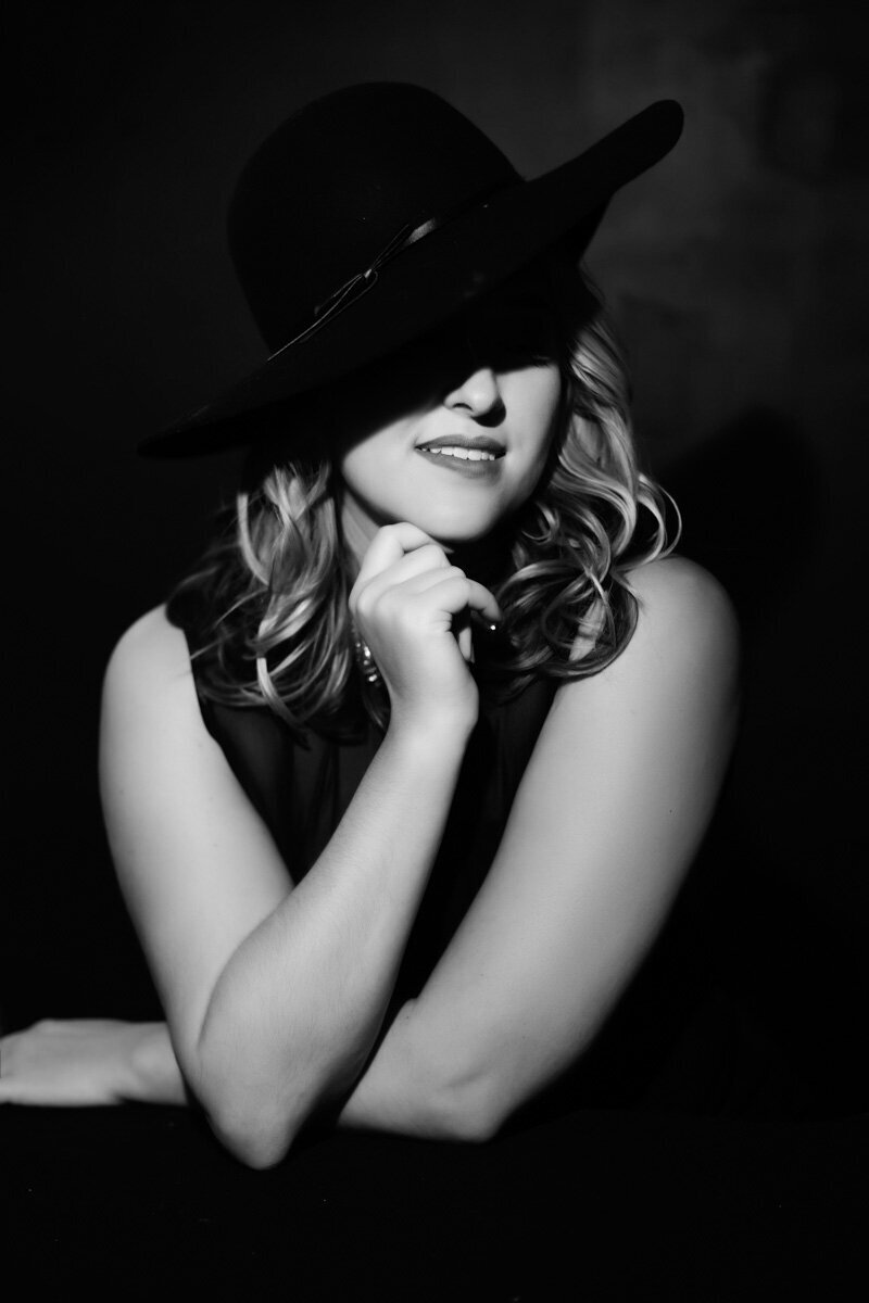 exclusive-boudoir-session-rva-va