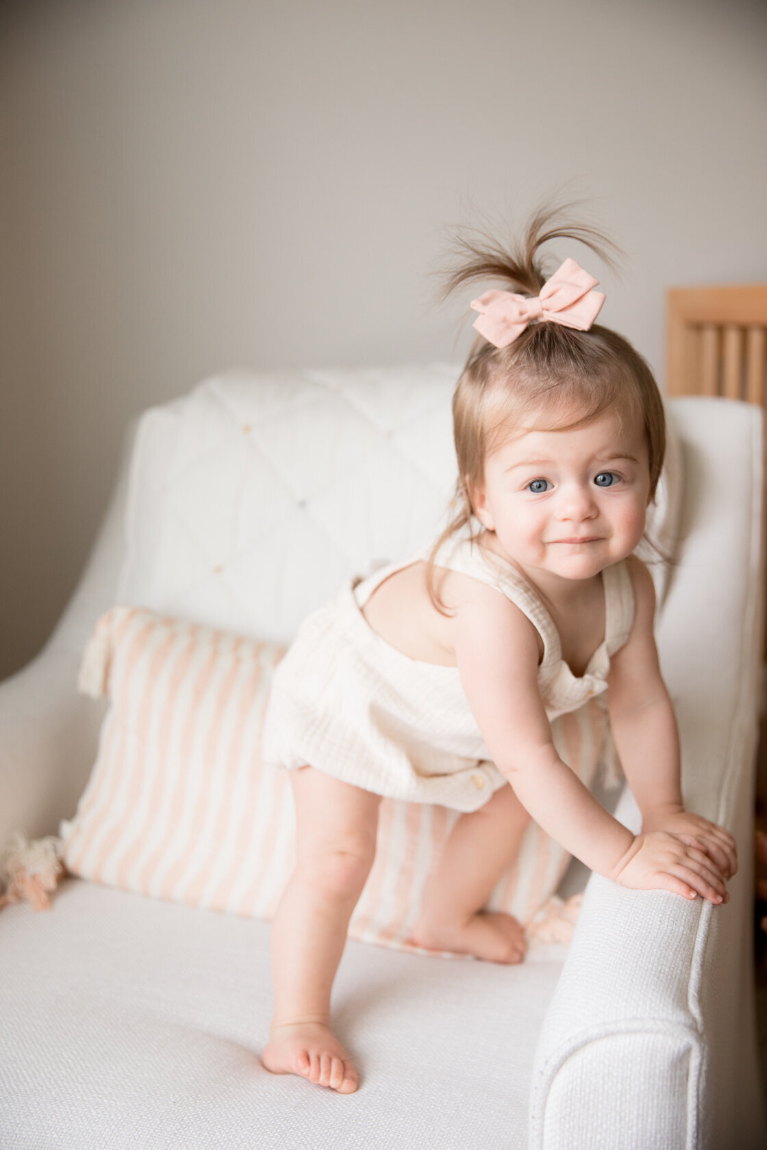 Knoxville-baby-milestone-Photographer-Wall-Session-Karen-Stone-Photography-11