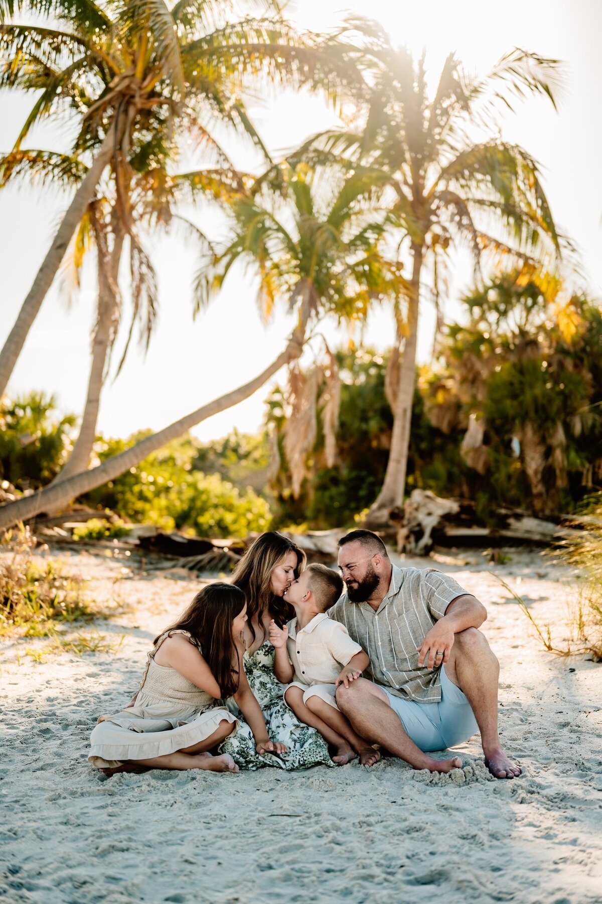 Shantie Family Portraits 2024 - Chasing Creative-32