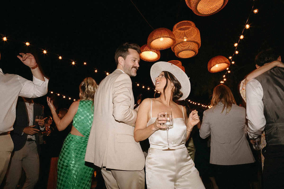 Dreamy-Outdoor-Wedding-Santa-Barbara-Historical-Museum-Megan-Rose-Events41