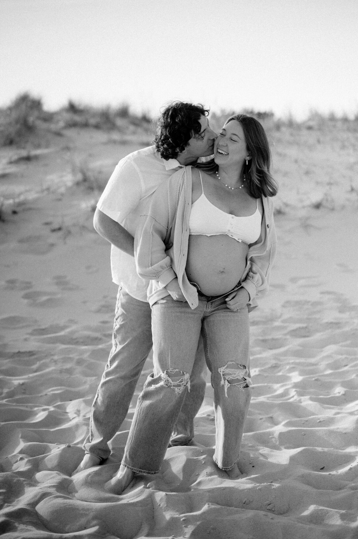 CapeMayLighthouse_BeachMaternitySession_TaylorNicollePhoto-16