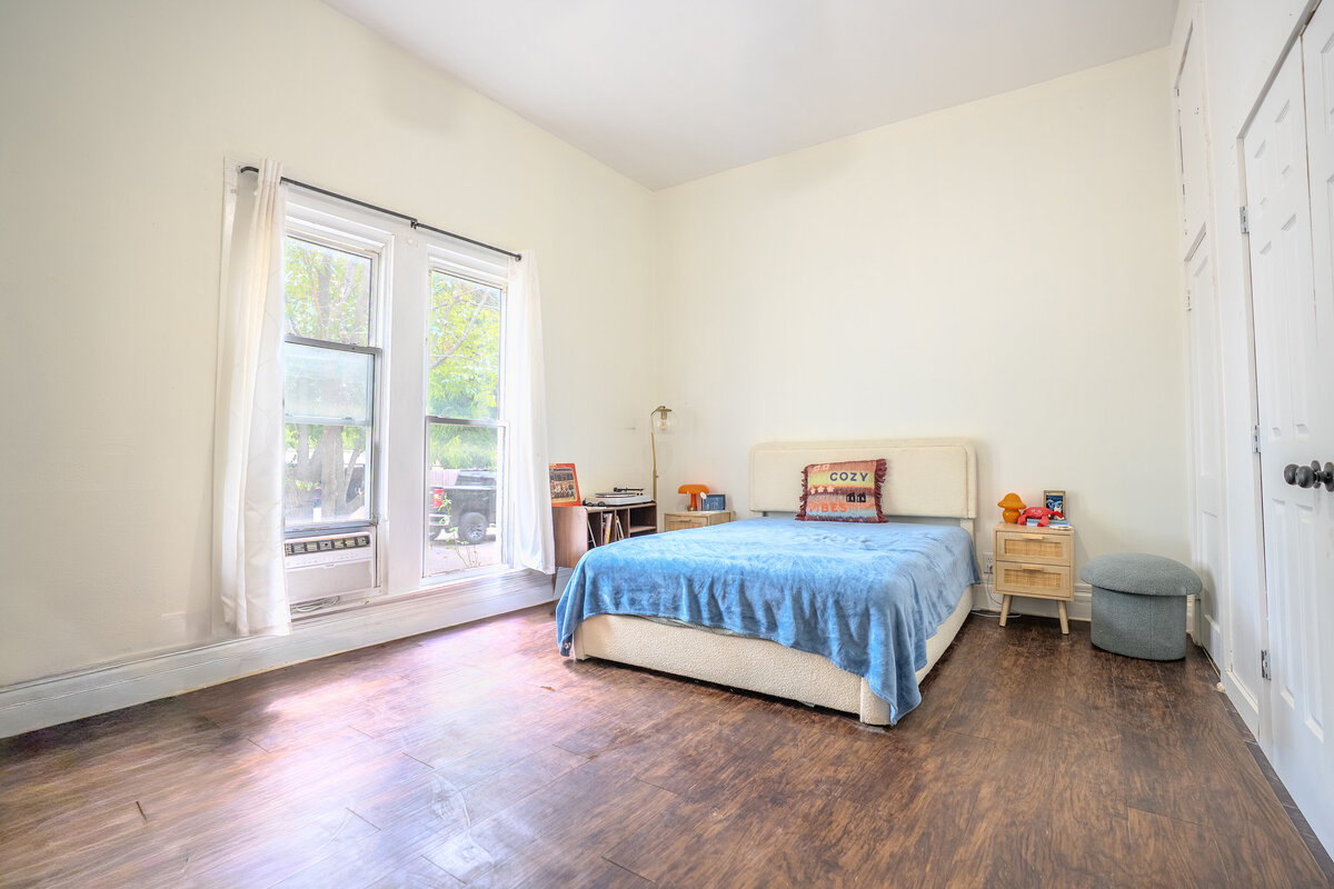 bedroom-Gainesville-tx-house-for-sale