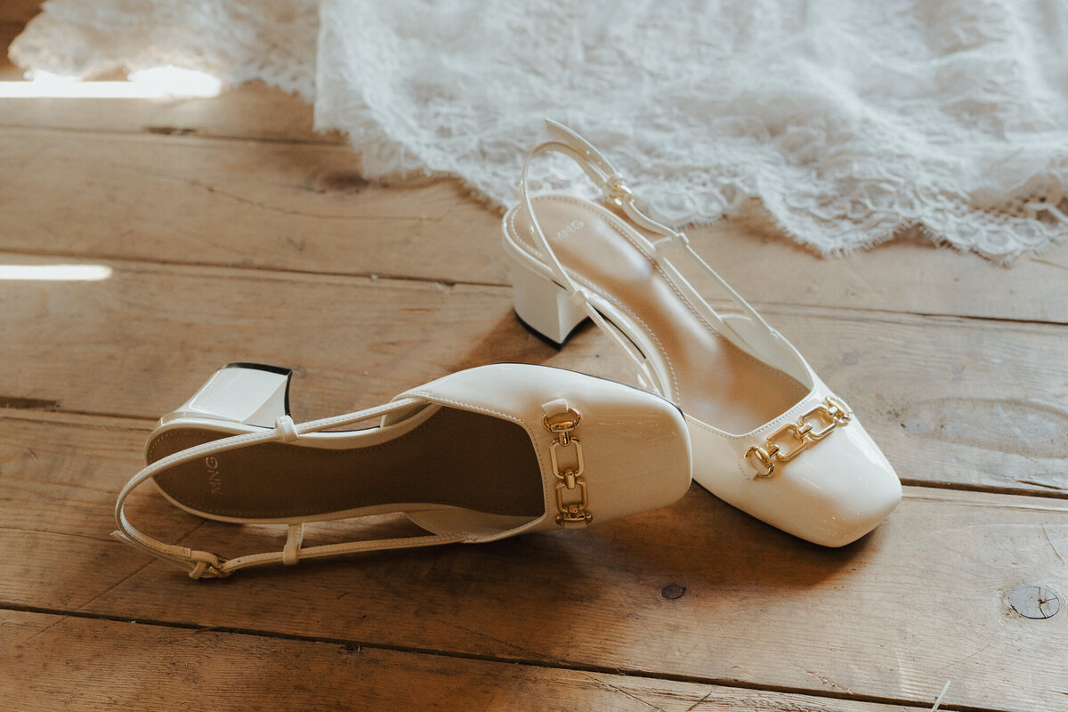 grace-and-jonah-gibsons-farm-wedding-chelsea-brown-photography-18