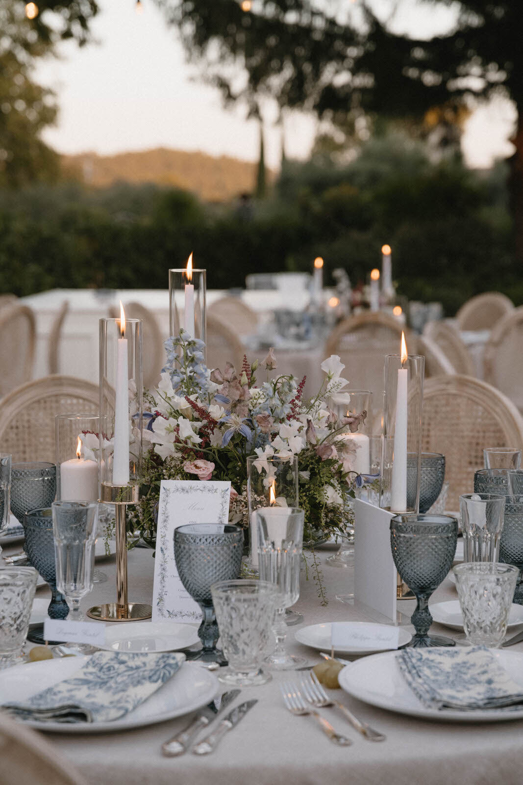 Flora_And_Grace_Editorial_France_Analog_Editorial_Wedding_Photographer (1 von 1)-41