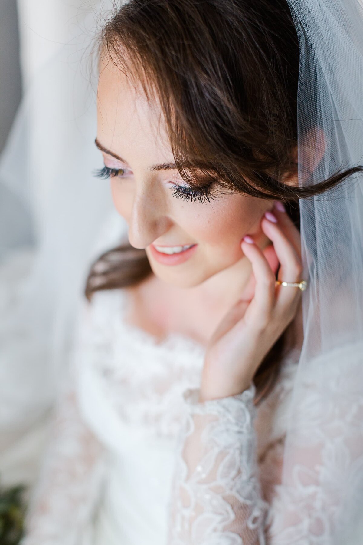 Scottsdale-Wedding-Photographers-Congregation-Beth-Tefillah-Boulders-Bride-1060